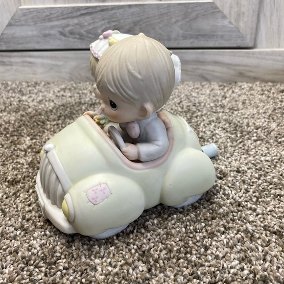 Bride Groom Wedding Gift Vintage Precious Moments Exclusive Stamp 1988 - Picture 8 of 9